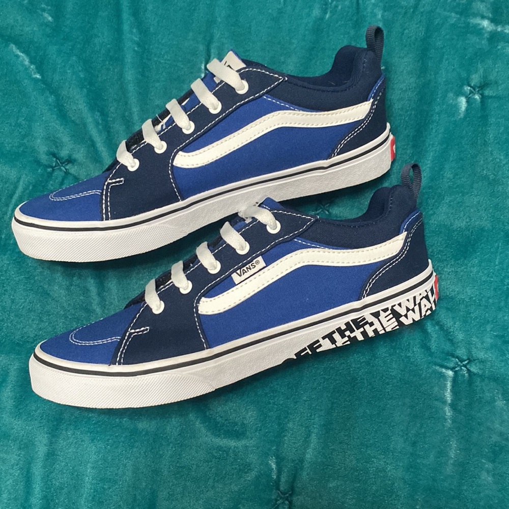 Youth Vans  *BRAND NEW*